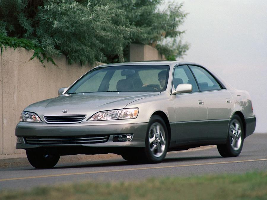  Lexus ES300 1997 года  (фото 2 из 16)